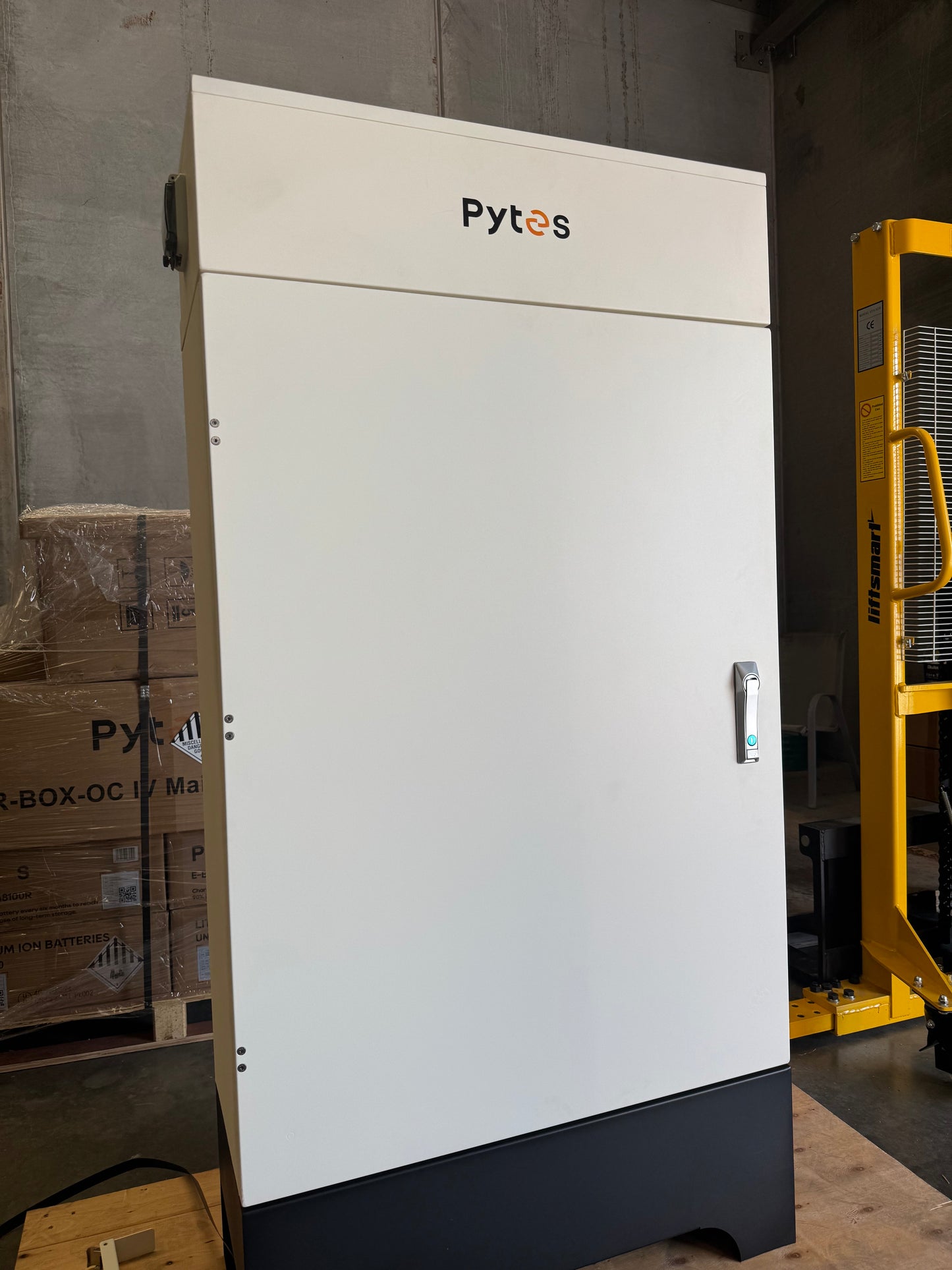 Pytes R-BOX-OC Outdoor Cabinet